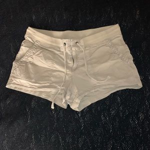 Women’s Khaki Cargo Short